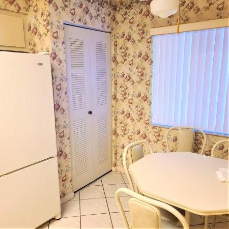 Huntington Lakes 1, 14425 Strathmore Ln #501, Delray Beach, Florida 33446, image 2