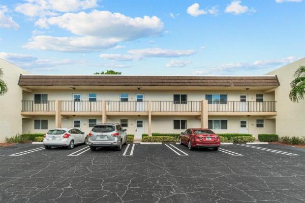 Lago Del Rey North, 2825 Casita Way 103, Delray Beach, Florida 33445, image 1