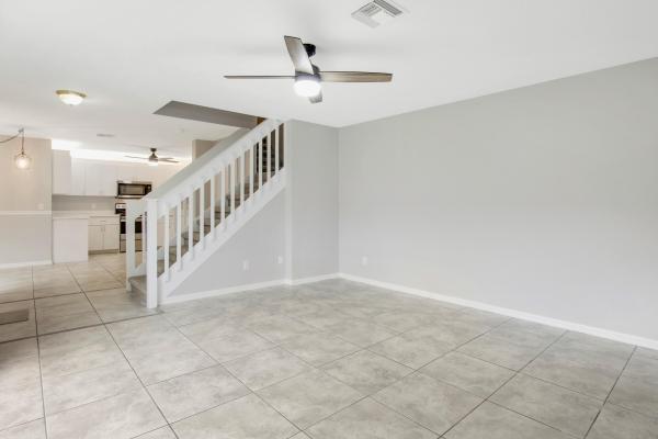 The Pines At Lawnwood, 1536 N Lawnwood Cir #4, Fort Pierce, Florida 34950, image 2