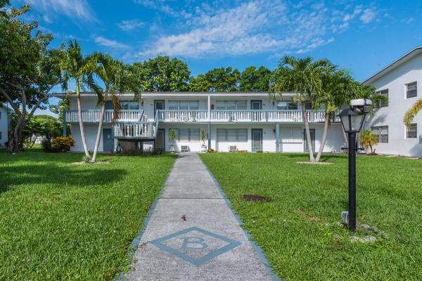 Islewood, 34 Islewood B, Deerfield Beach, Florida 33442, image 1