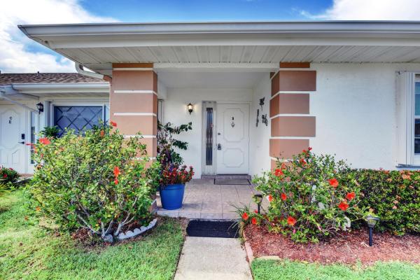 High Point Of Fort Pierce, 123 Lakes End Dr #D, Fort Pierce, Florida 34982, image 1