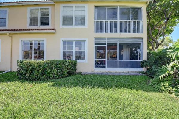 Eastbrooke Coach Homes, 17051 Emile St #4, Boca Raton, Florida 33487, image 2