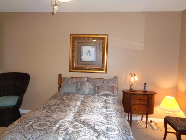 Town Villas At Moon Lake, 9160 Fairbanks Ln #3, Boca Raton, Florida 33496, image 2