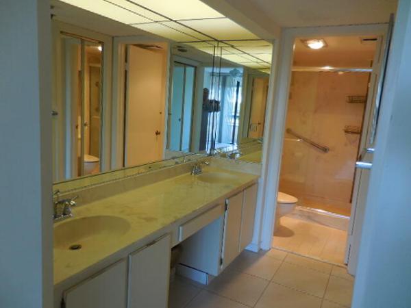The Glens, 6620 Boca Del Mar Dr #402, Boca Raton, Florida 33433, image 2