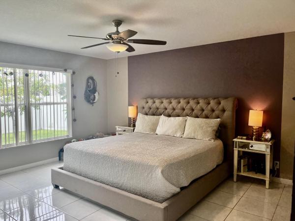 Cypress Head, 102 Brook Woode Ct, Royal Palm Beach, Florida 33411, image 2