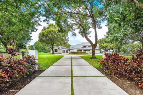 Tierra Del Rey Estates South, 10187 El Caballo Ct, Delray Beach, Florida 33446, image 1
