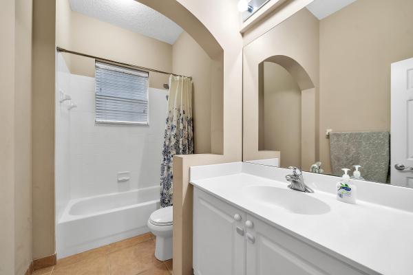 PGA Commons, 324 Commons Way, Palm Beach Gardens, Florida 33418, image 3