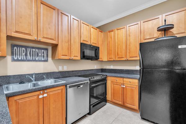 PGA Commons, 324 Commons Way, Palm Beach Gardens, Florida 33418, image 2