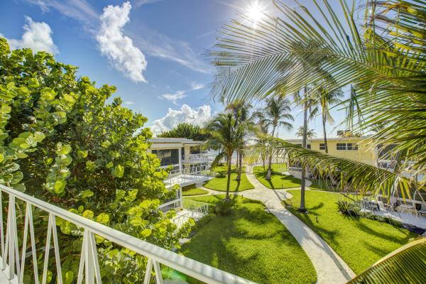 Malulani, 1398 S Ocean Blvd #12, Pompano Beach, Florida 33062, image 1