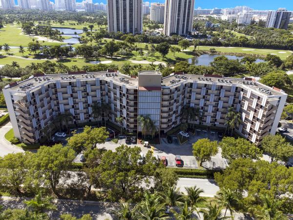 Bravura, 3101 N Country Club Dr #205, Aventura, Florida 33180, image 1