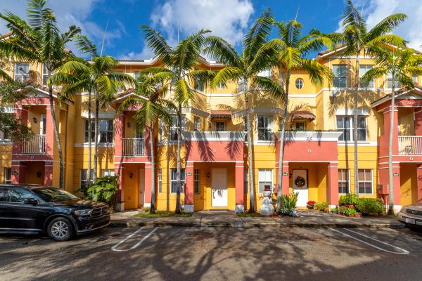 Shoma Townhomes At Royal Palm Beach, 2909 Shoma Dr, Royal Palm Beach, Florida 33414, image 1