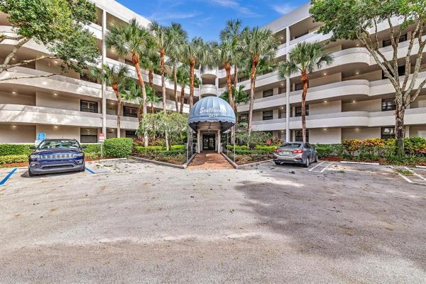 Southwinds At Crosswinds, 2070 Homewood Blvd 2020, Delray Beach, Florida 33445, image 1