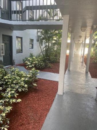 Presidential Golfview, 1950 N Congress Ave #105, West Palm Beach, Florida 33401, image 3
