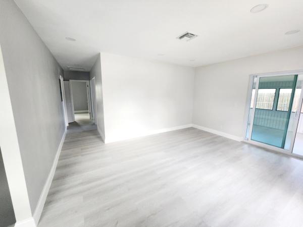 Lantana Heights, 1003 W Broward St, Lantana, Florida 33462, image 2