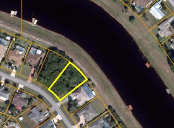 220 SW Dalton Cir, Port St. Lucie, Florida 34953, image 1