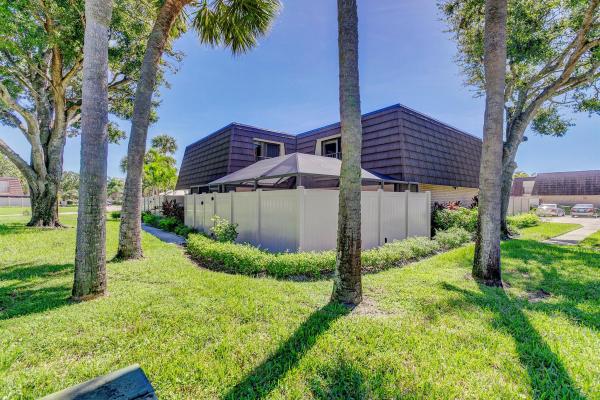 Heritage Village Of Palm Beach Lakes, 7916 79th Way, West Palm Beach, Florida 33407, image 1