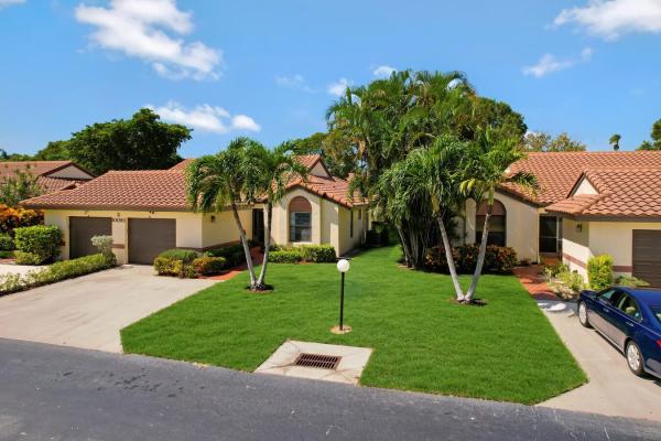 Palm Chase Lakes, 10081 Andrea Ln, Boynton Beach, Florida 33437, image 3