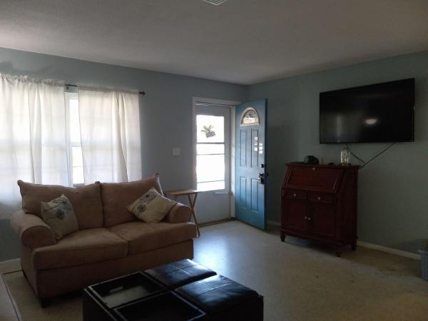 Maravilla Plaza, 1703 Linwood Ave, Fort Pierce, Florida 34982, image 1