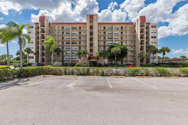 Ambassador At Poinciana Place, 3465 Via Poinciana #204, Lake Worth, Florida 33467, image 1