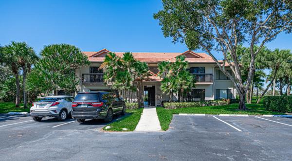 Dunbar Woods, 1111 Duncan Cir #103, Palm Beach Gardens, Florida 33418, image 1