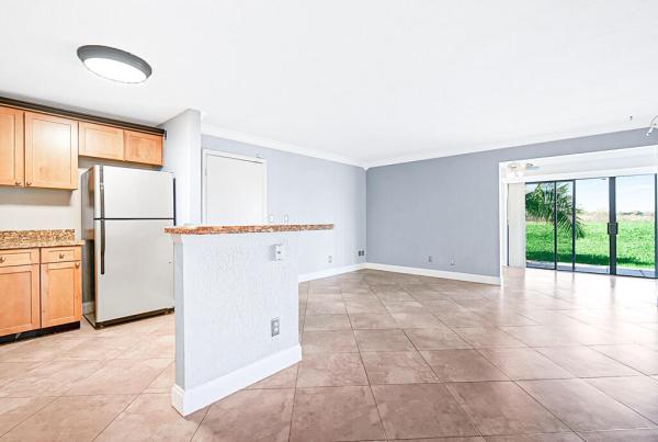 Dunbar Woods, 1111 Duncan Cir #103, Palm Beach Gardens, Florida 33418, image 2