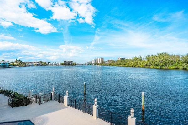 Lake Rogers Isle, 871 NE 35th St, Boca Raton, Florida 33431, image 1