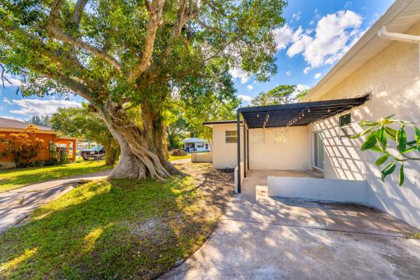 Maravilla Golf Park, 2924 Sylvan Ter, Fort Pierce, Florida 34982, image 2