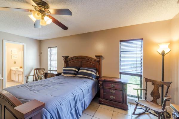 Channing Villas Of Wellington, 12043 Suellen Cir, Wellington, Florida 33414, image 2