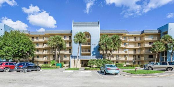 The Tennis Club Of Palm Beach, 2786 Tennis Club Dr #404, West Palm Beach, Florida 33417, image 1