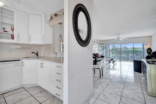 River House Towers, 390 N Federal Hwy #202, Deerfield Beach, Florida 33441, image 3
