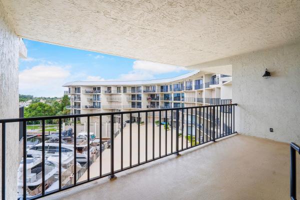 Delray Harbor Club, 1035 S Federal Hwy #405, Delray Beach, Florida 33483, image 3