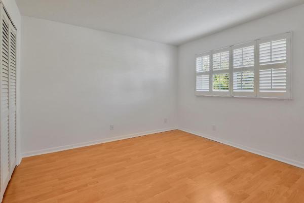 Downtowner, 229 N K St #205, Lake Worth Beach, Florida 33460, image 1