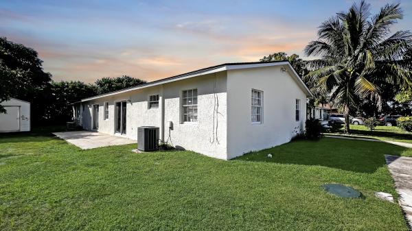 Plantation Village, 1583 Meridian Rd, West Palm Beach, Florida 33417, image 1