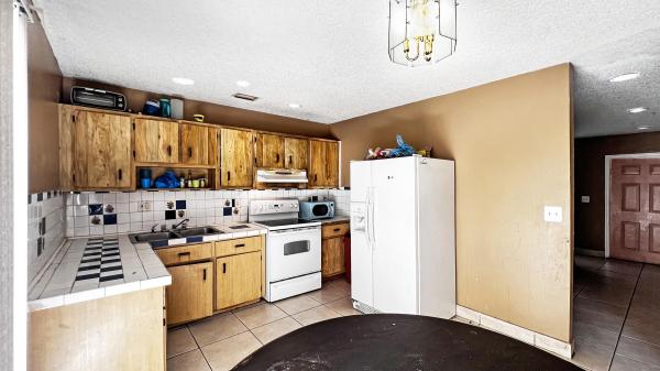 Plantation Village, 1583 Meridian Rd, West Palm Beach, Florida 33417, image 2