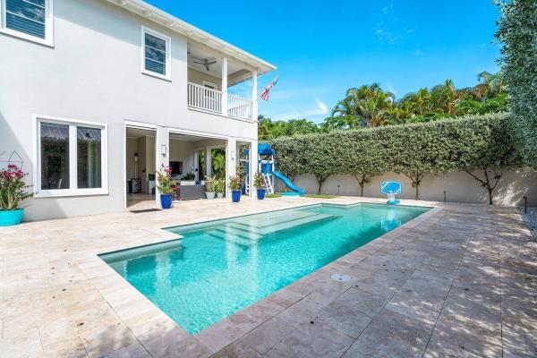 Las Palmas, 425 NE 8th Ave, Delray Beach, Florida 33483, image 1