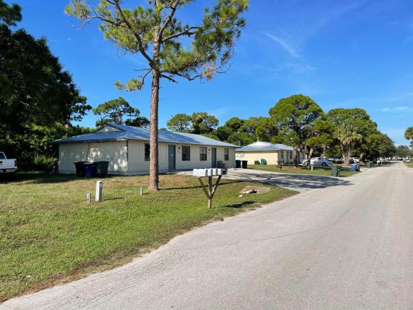 Maravilla Gardens, 813 King Orange Dr, Fort Pierce, Florida 34982, image 2