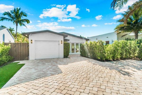 Haller & Grootmans, 411 NE 7th Ave, Delray Beach, Florida 33483, image 1