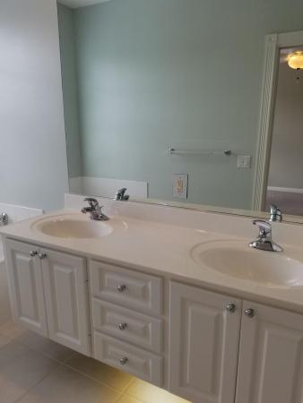 Catalina Lakes, 341 Salinas Dr, Palm Beach Gardens, Florida 33410, image 1