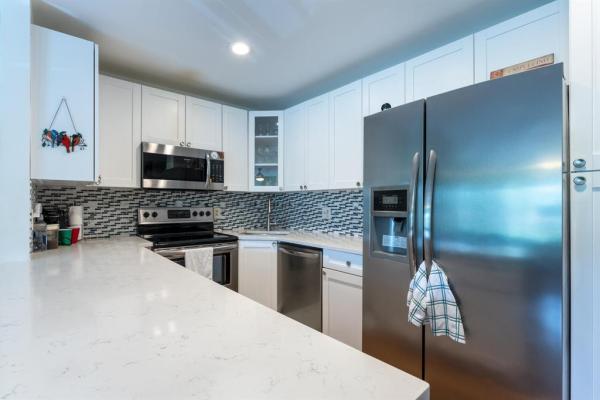 The Palm Club, 1101 Green Pine Blvd #D2, West Palm Beach, Florida 33409, image 1