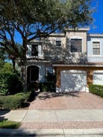 Gramercy Square, 156 E Astor Cir, Delray Beach, Florida 33484, image 1