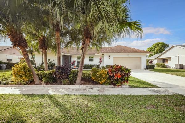 Coco Wood Lakes, 14933 Fairwind Ln, Delray Beach, Florida 33484, image 1