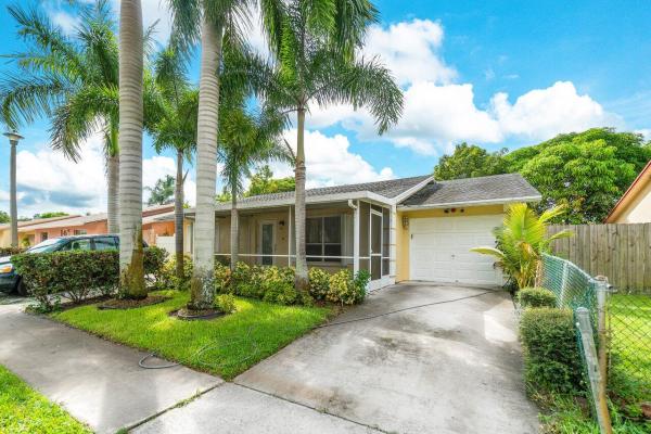 Brentwood Lakes, 6050 Wauconda Way E, Lake Worth, Florida 33463, image 1