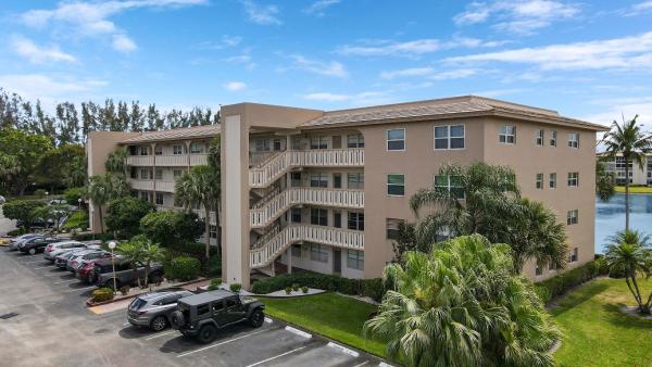 Bermuda Village, 1905 Bermuda Cir #K1, Coconut Creek, Florida 33066, image 1