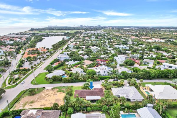 Sea View Ridge, 401 Diana Ln, Juno Beach, Florida 33408, image 2