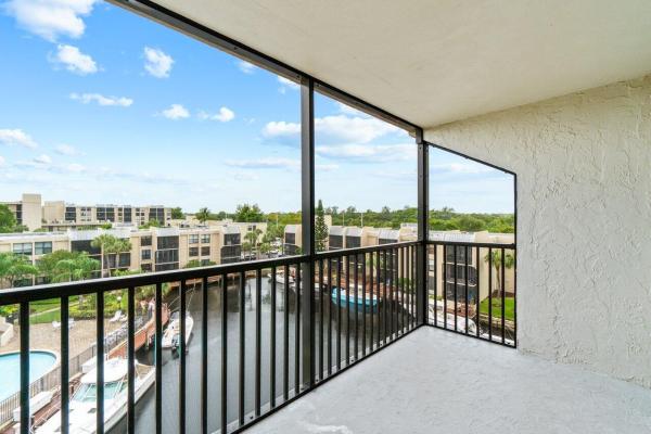 Boca Bayou, 9 Royal Palm Way #5020, Boca Raton, Florida 33432, image 2