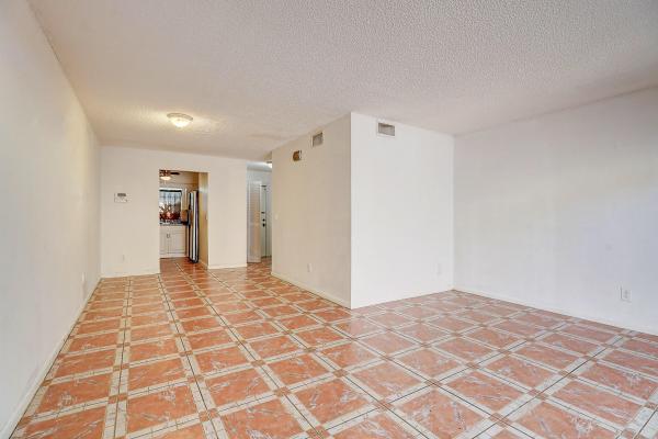 The Pines At Lawnwood, 1902 Havana Ave #11, Fort Pierce, Florida 34950, image 2