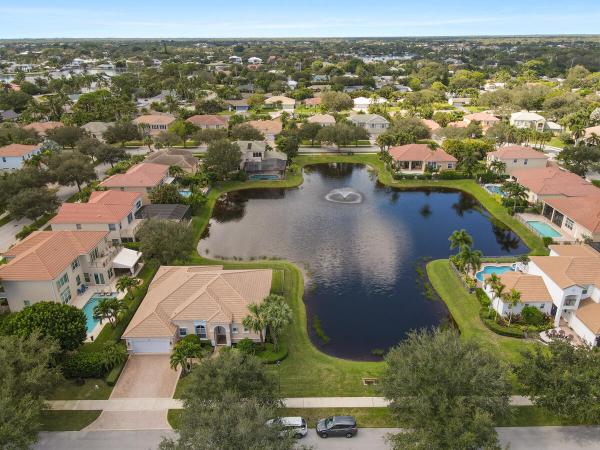 Riverside Oaks, 138 Magnolia Way, Tequesta, Florida 33469, image 1