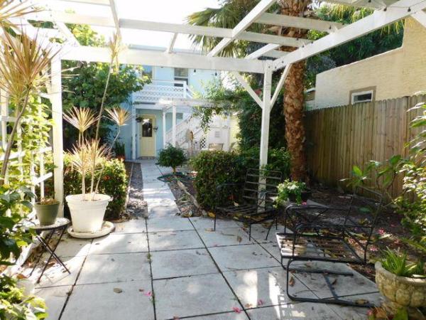 Lake Worth Town, 516 N J St, Lake Worth Beach, Florida 33460, image 1