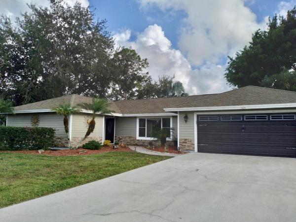 La Mancha, 104 Segura St, Royal Palm Beach, Florida 33411, image 1