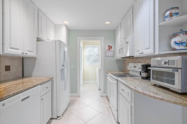 Catalina Lakes, 363 Salinas Dr, Palm Beach Gardens, Florida 33410, image 1